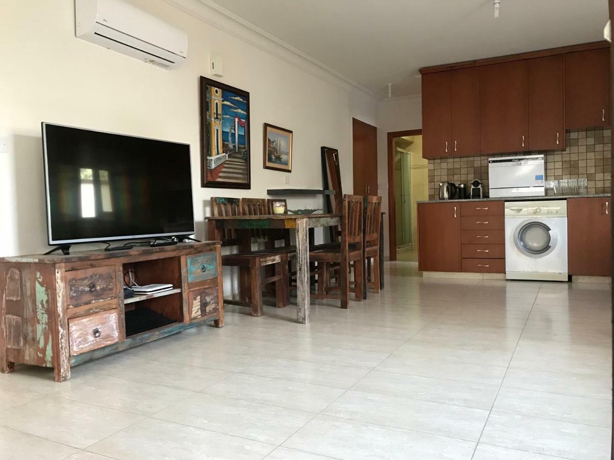 Mystra Place Nikosia Exterior foto